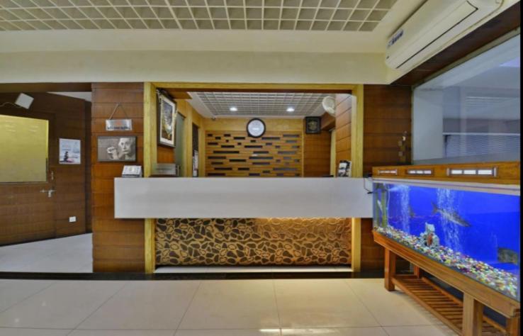 Hotel Puneet International Raipur  Ngoại thất bức ảnh